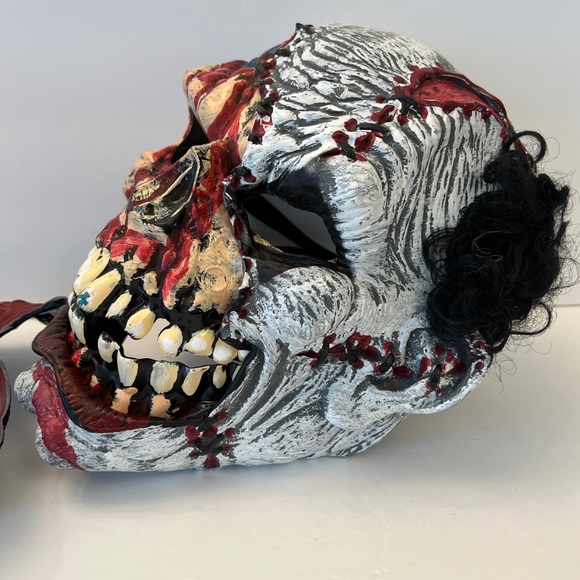 Halloween Mask - In Stitches Face Ripper Mask with Tear away face. - Picture 6 of 10